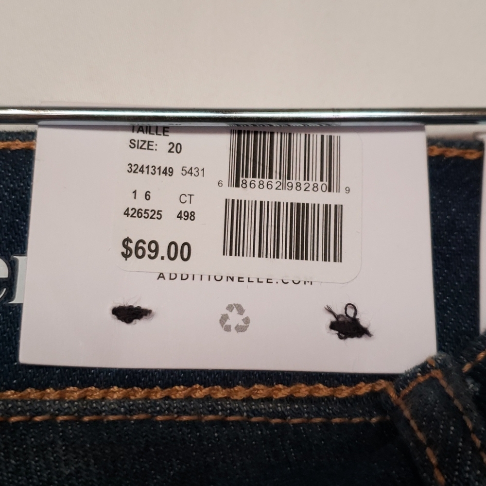 Jeans - Picture 2 of 3